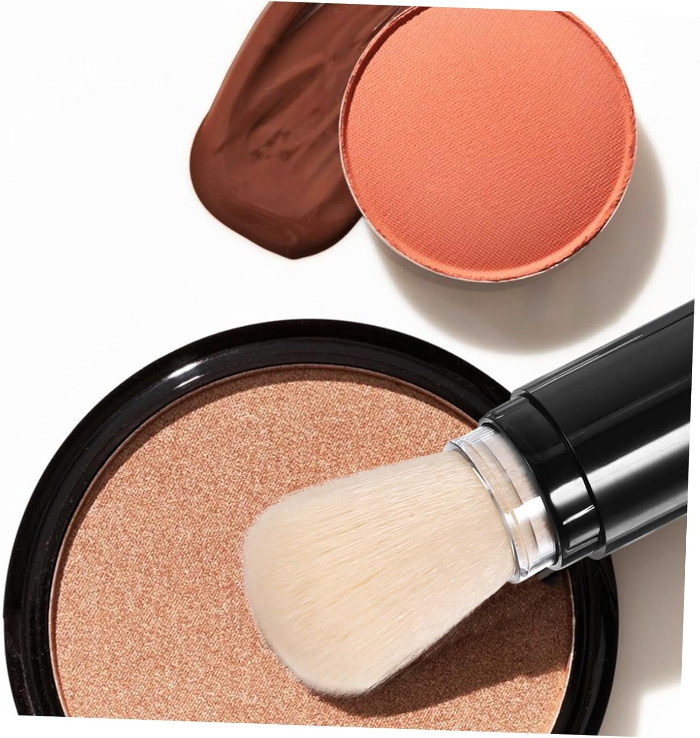 Facial Makeup Brush Soft Bristles Portable Powder Brush for Women Detail